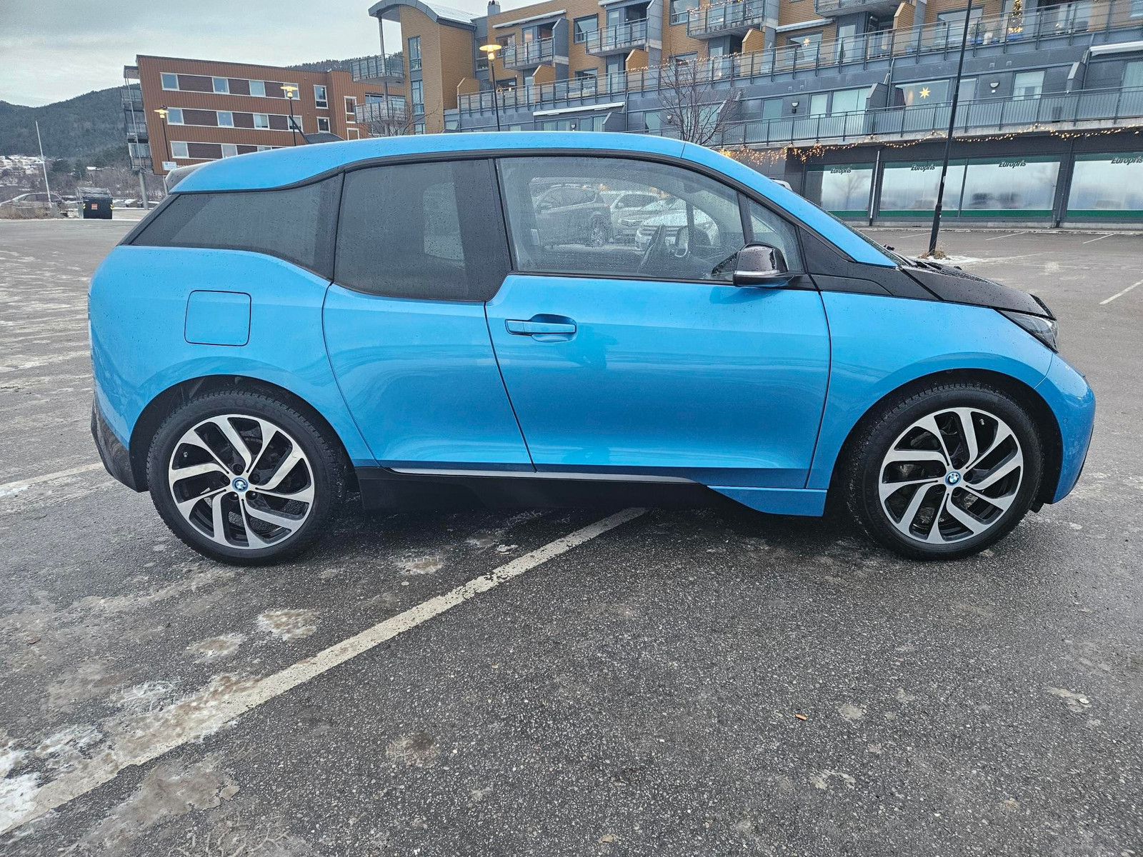 BMW i3