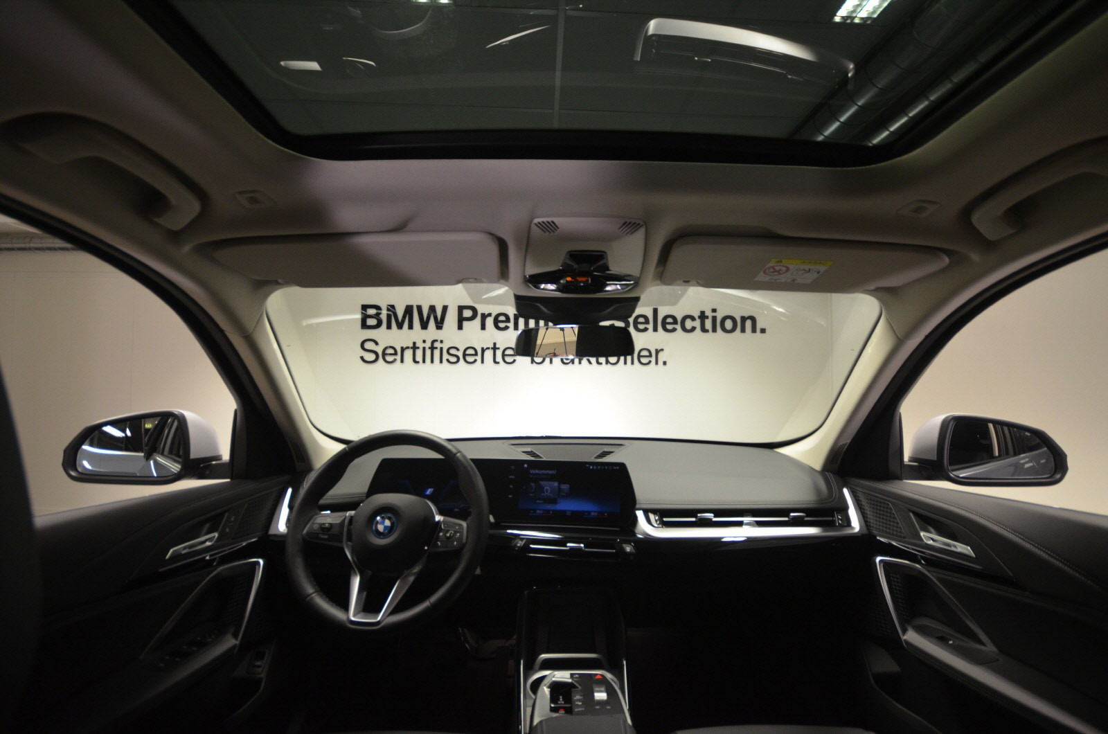 BMW iX1