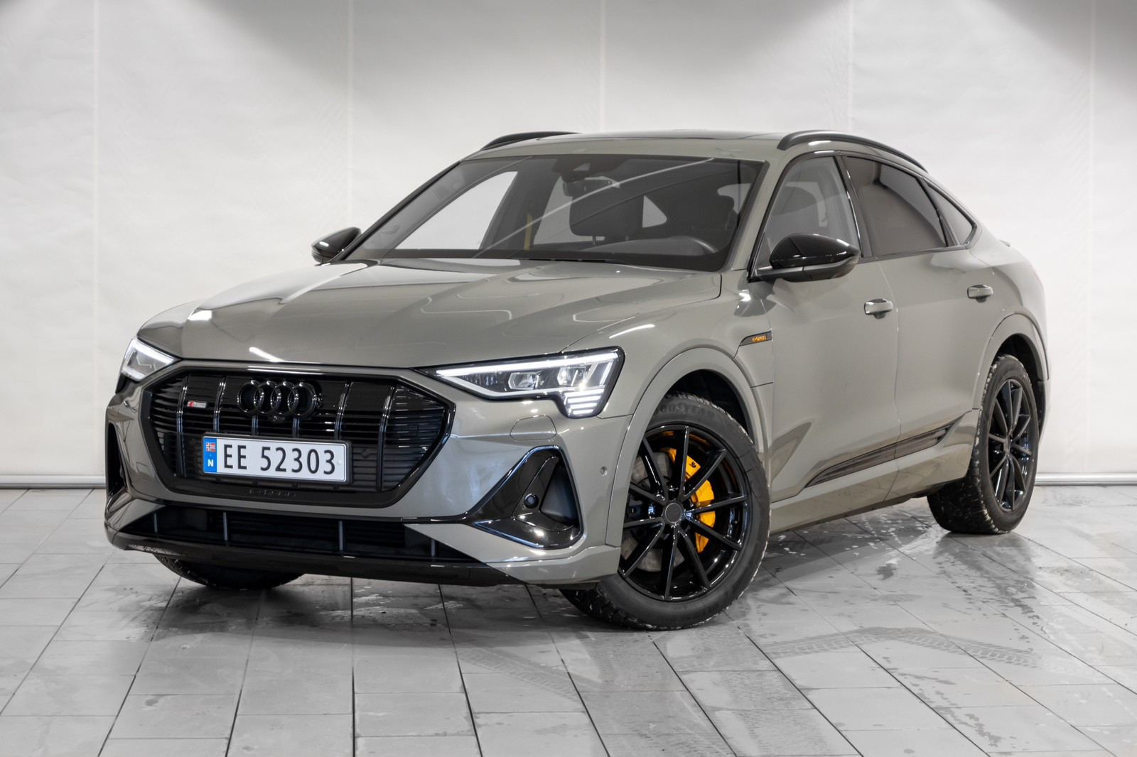 Audi e-tron