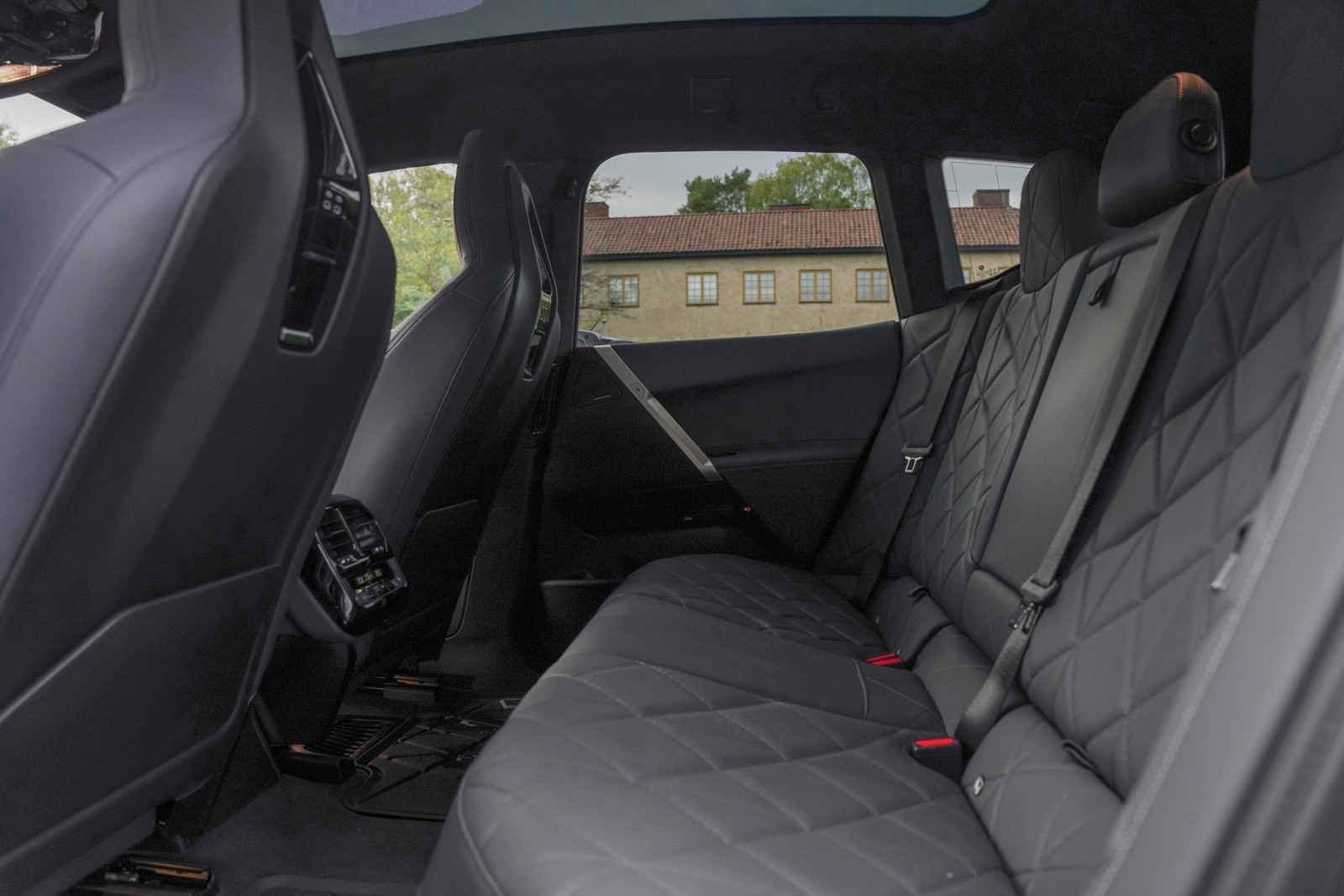 BMW iX xDrive 50