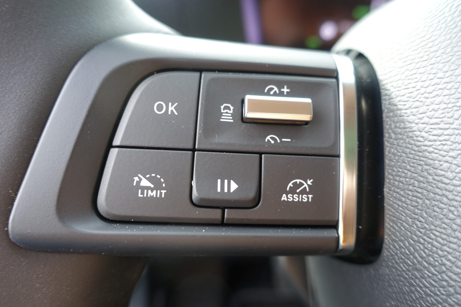 Citroen E-C4 X