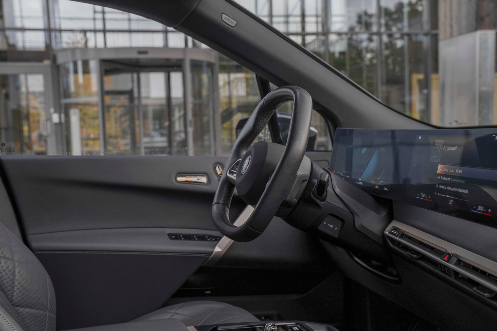 BMW iX xDrive 50
