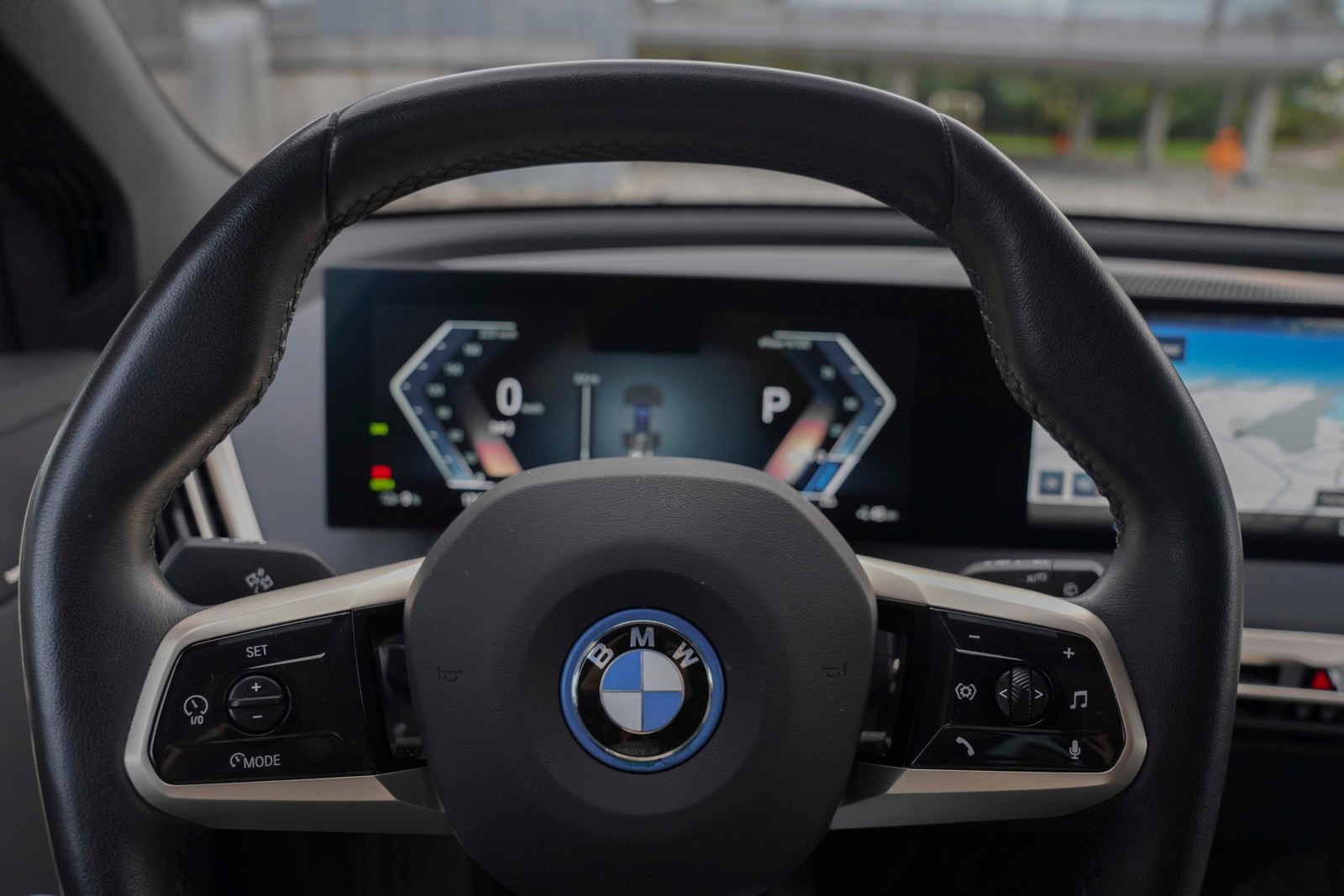 BMW iX xDrive 50