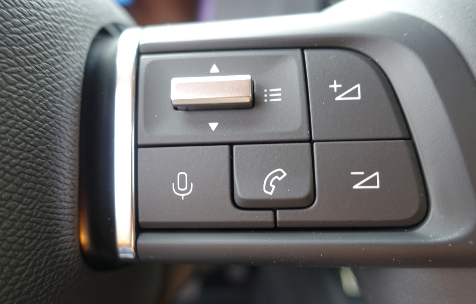 Citroen E-C4 X