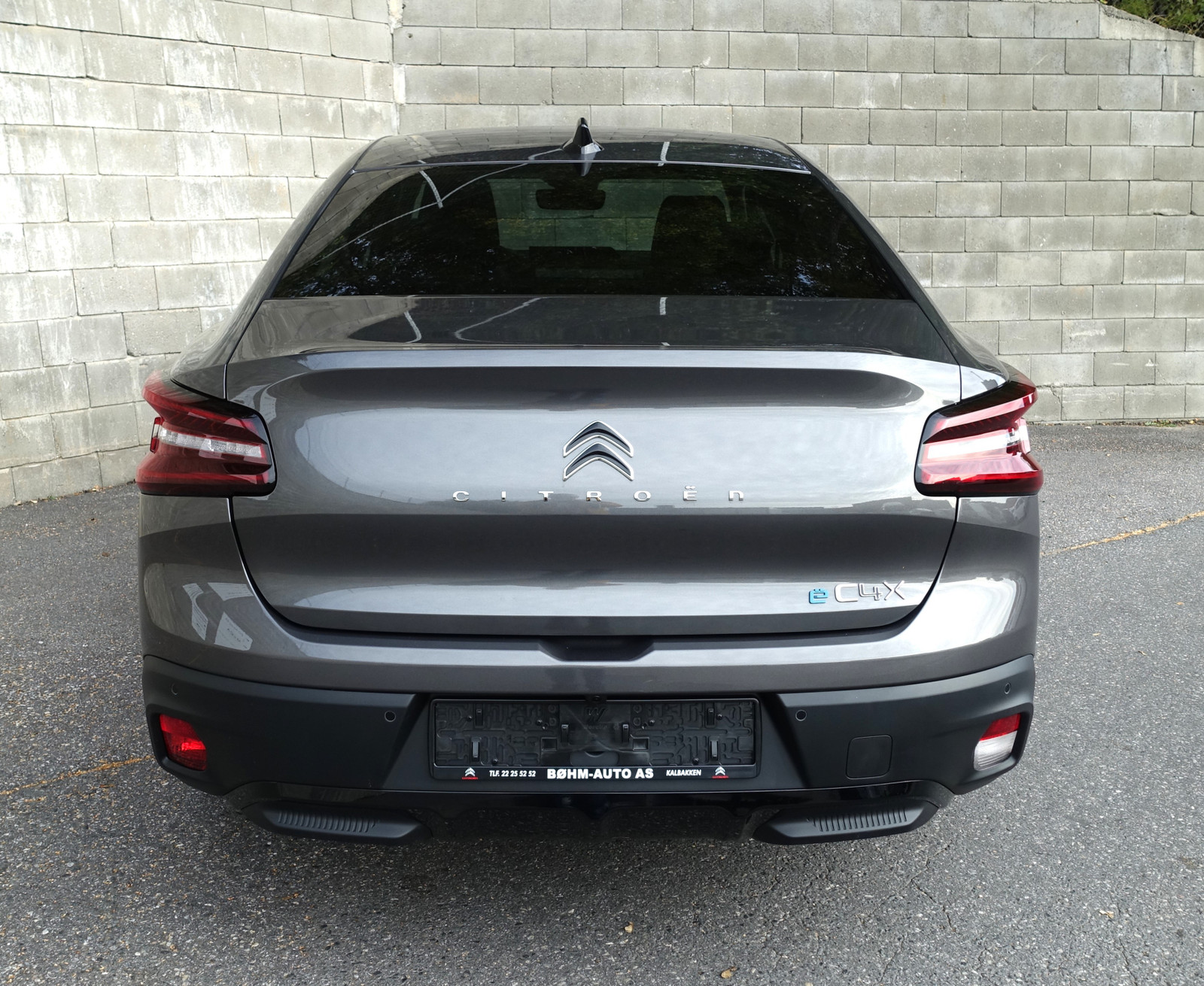 Citroen E-C4 X