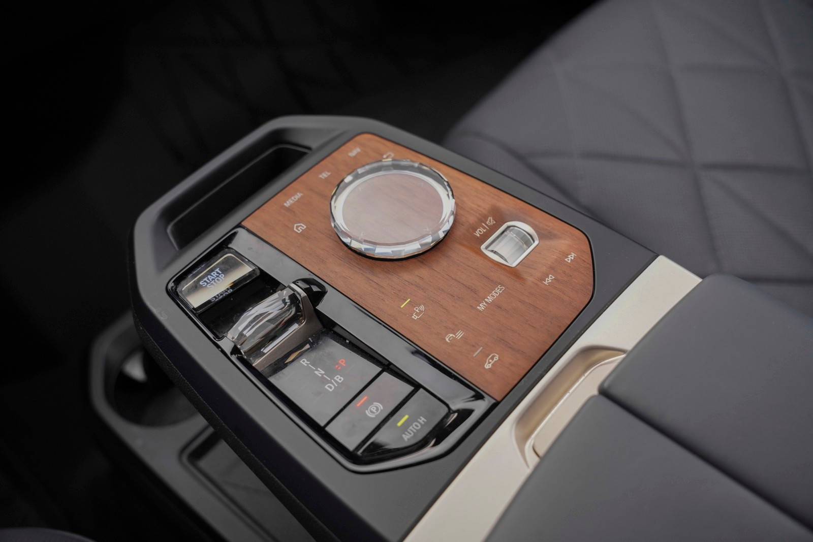 BMW iX xDrive 50