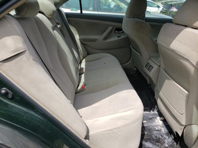 Toyota Camry Hybrid 2011