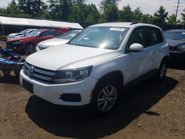 Volkswagen Tiguan S 2017