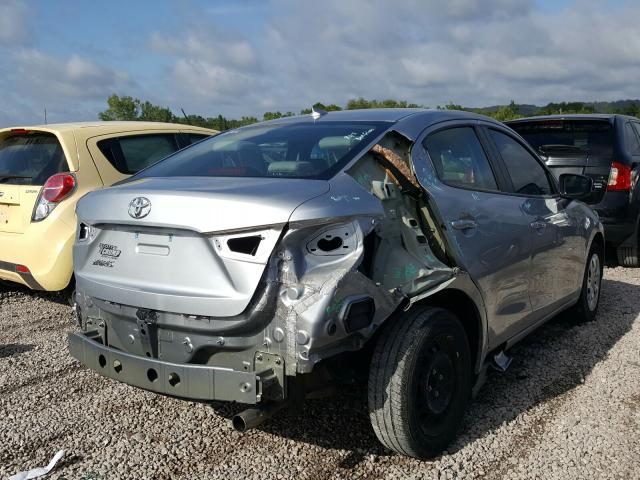 Toyota Yaris L 2019