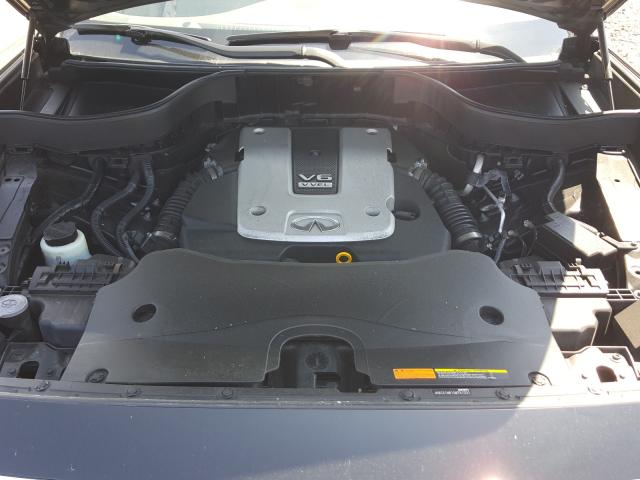 Infiniti QX70 2016