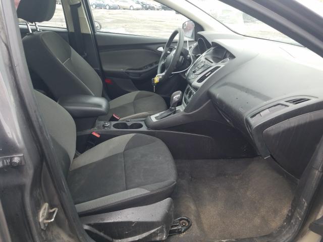 Ford Focus SE 2012