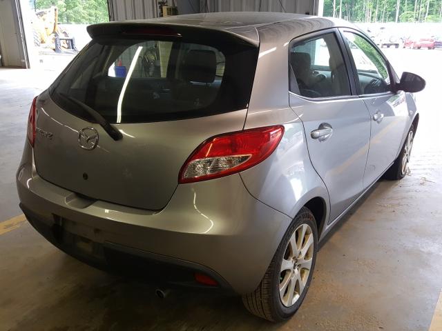 Mazda 2 2013