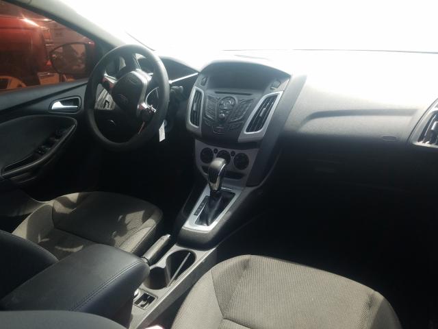 Ford Focus SE 2012