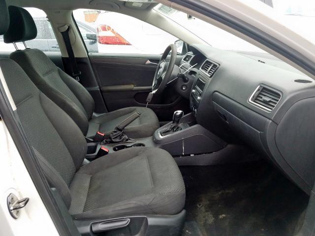 Volkswagen Jetta Base 2012