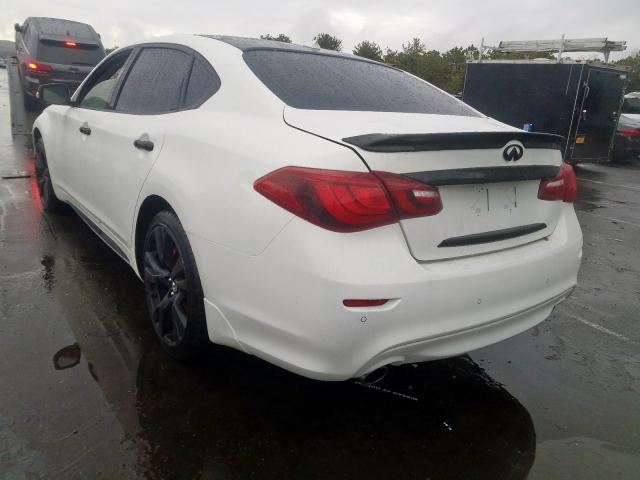 Infiniti Q70 3.7 2015