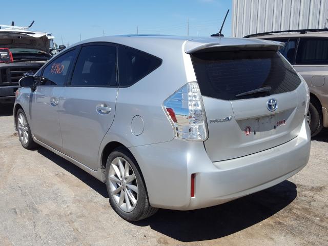 Toyota Prius V 2013