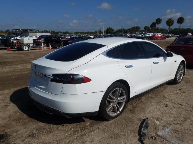 Tesla Model S 2014
