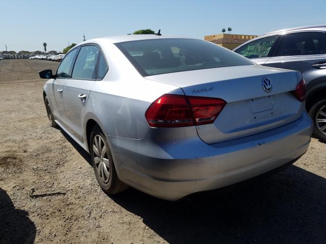 Volkswagen Passat S 2013