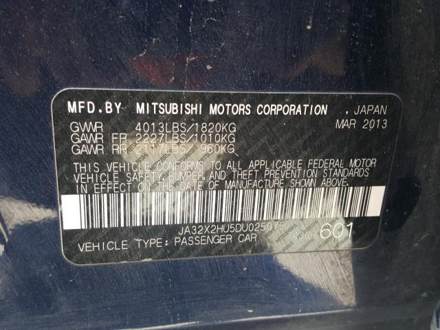 Mitsubishi Lancer ES 2013