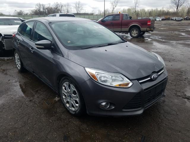 Ford Focus SE 2012