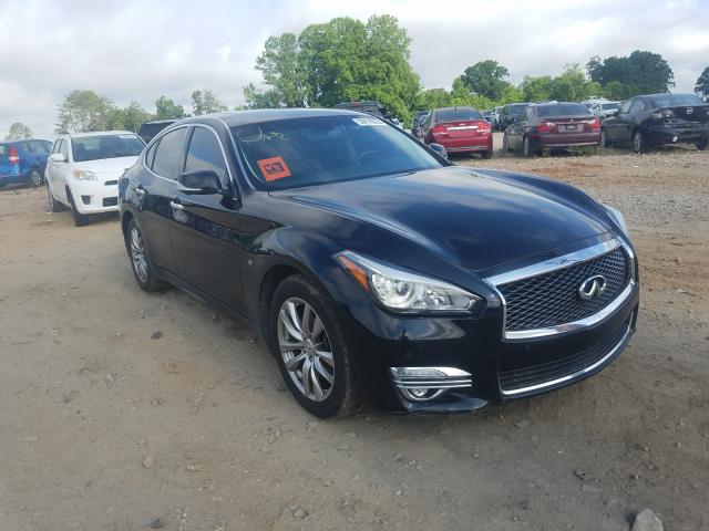 Infiniti Q70 3.7 2015
