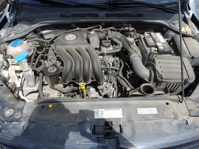 Volkswagen Jetta Base 2014