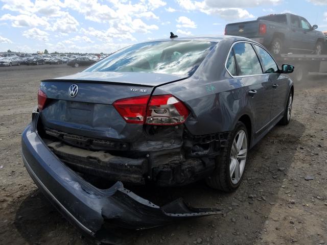 Volkswagen Passat SE 2013