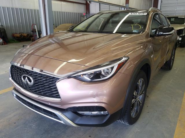 Infiniti QX30 Base 2017