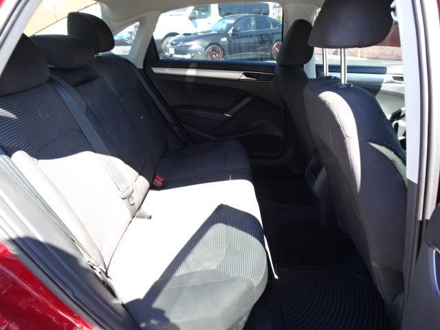 Volkswagen Passat S 2016