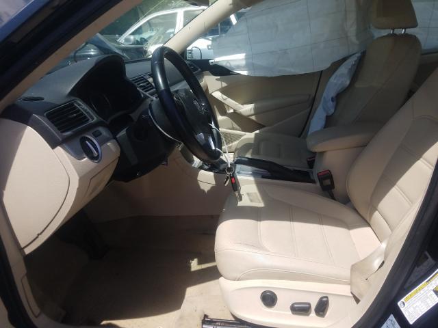 Volkswagen Passat SE 2012