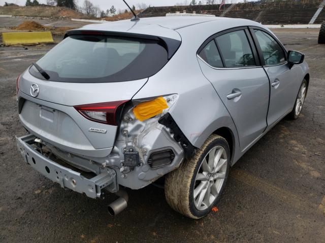 Mazda 3 Touring 2017