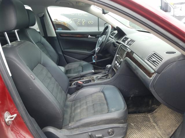 Volkswagen Passat SEL 2015