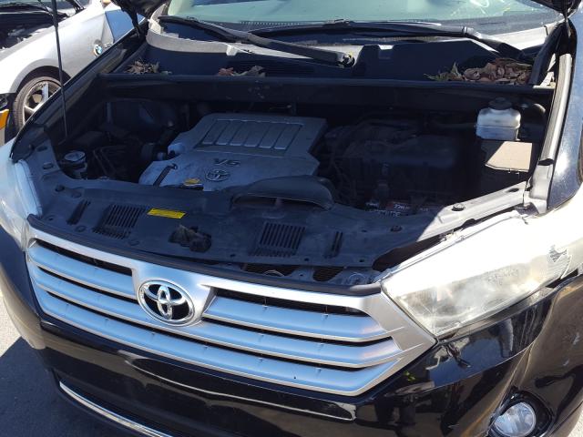Toyota Highlander 2013