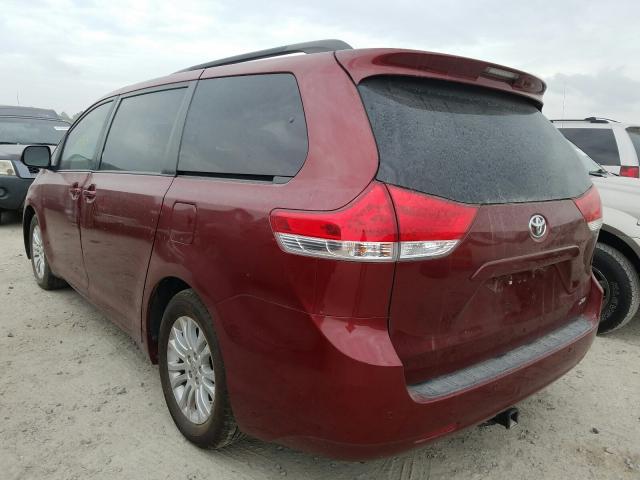 Toyota Sienna XLE 2012