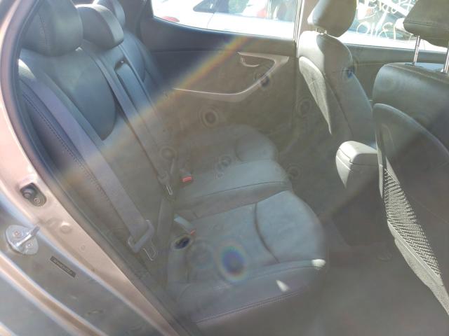 Hyundai Elantra GL 2012