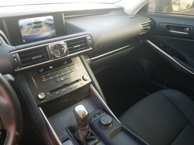Lexus IS 300 2019