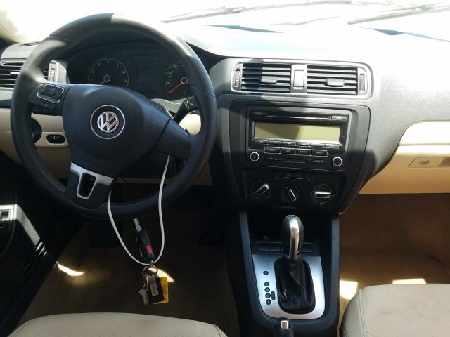 Volkswagen Jetta SE 2011