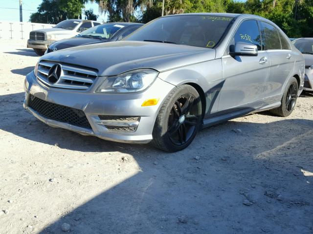 Mercedes-Benz C 250 2013