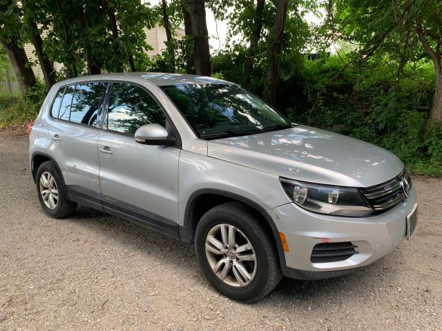Volkswagen Tiguan S 2012