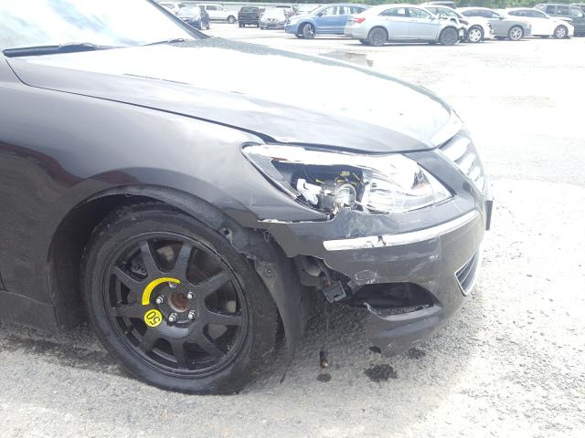 Hyundai Genesis 3 2013
