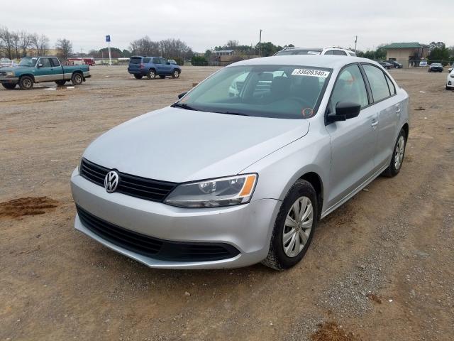 Volkswagen Jetta Base 2014