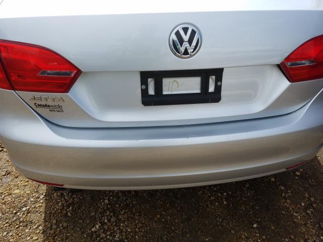 Volkswagen Jetta Base 2014