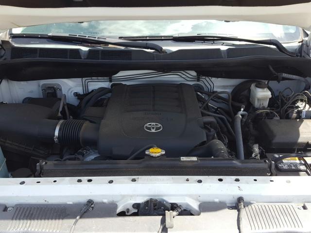 Toyota Tundra CRE 2015