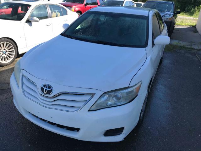 Toyota Camry Base 2010