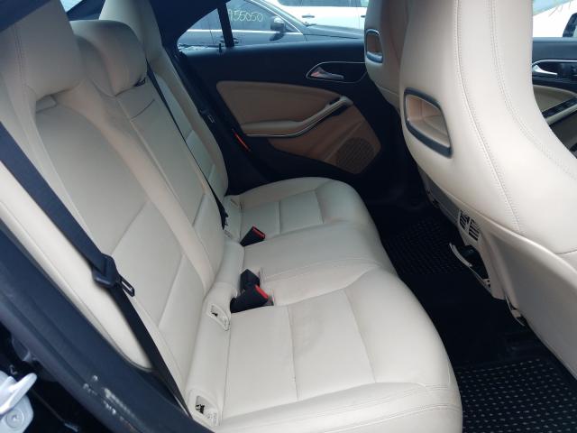 Mercedes-Benz CLA 250 4M 2015