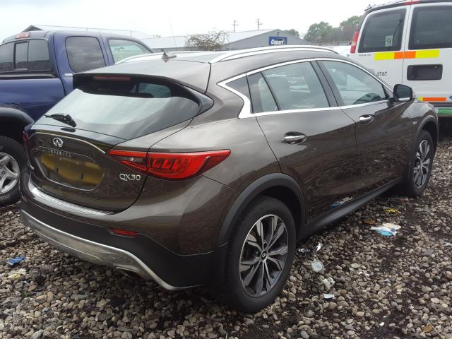 Infiniti QX30 Base 2017