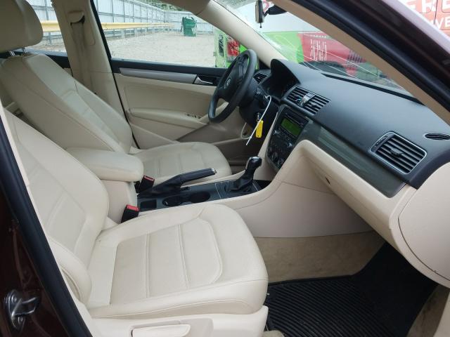 Volkswagen Passat S 2013
