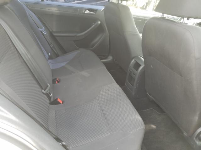 Volkswagen Jetta Base 2014