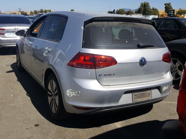 Volkswagen E-GOLF SEL 2016