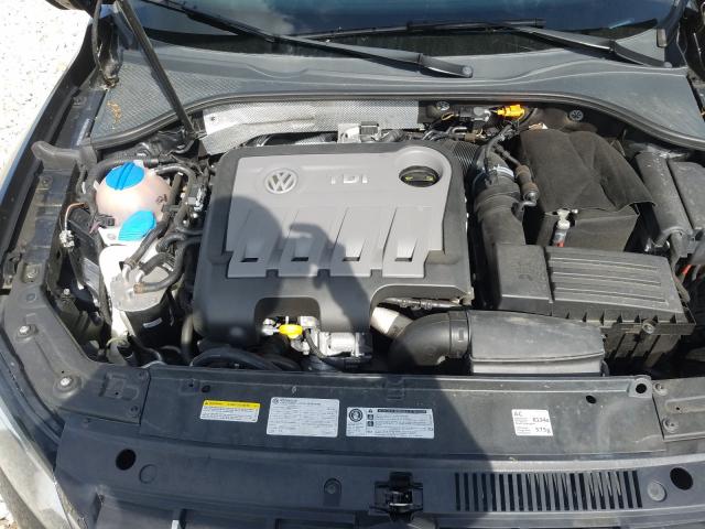 Volkswagen Passat SEL 2014